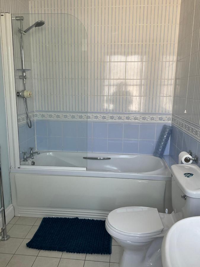 הלסטון No 52 Bed And Breakfast מראה חיצוני תמונה