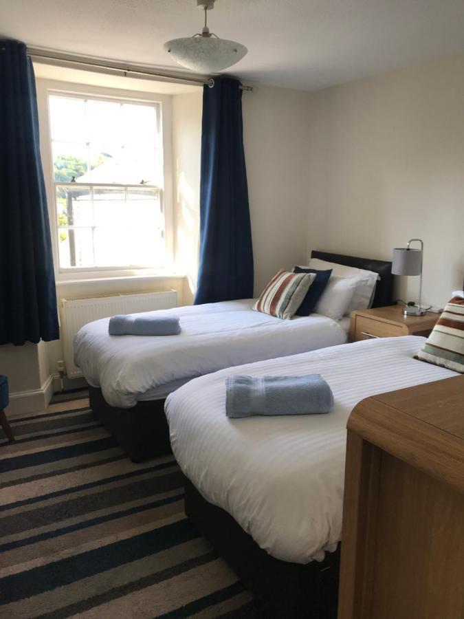 הלסטון No 52 Bed And Breakfast מראה חיצוני תמונה